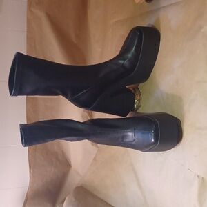 BERSHKA black vegan leather platforms size 8.5